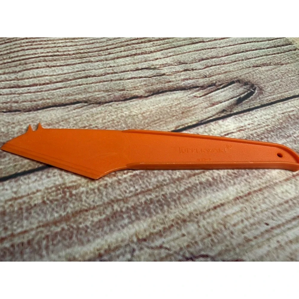 Vintage Tupperware Cheese Knife Cutter Slicer Spreader Orange #1223-3